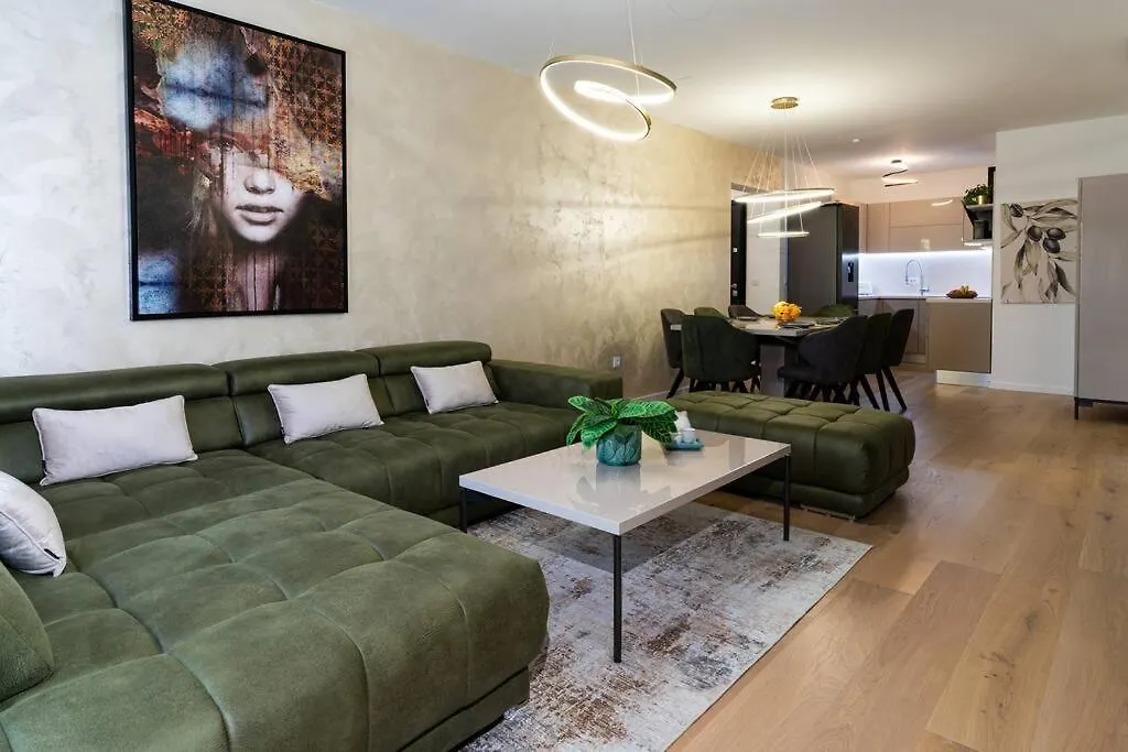 Capsula Luxury Apartment Umag
