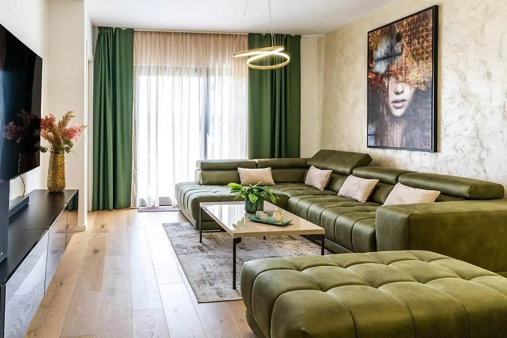 Capsula Luxury Apartment Umag 0*,